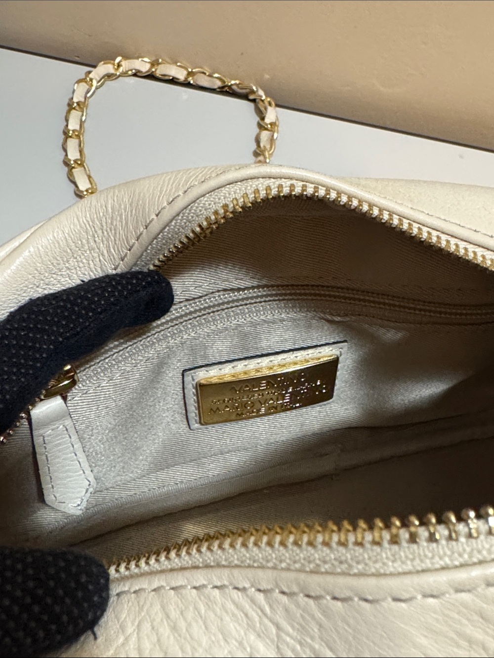 NEW✨NEW✨ Valentino Bella Bag by Mario Valentino - Picture 9 of 13